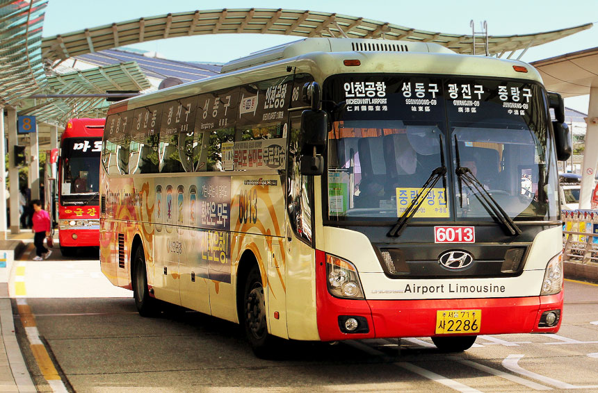 Korean bus