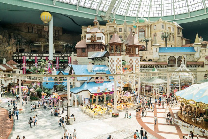 Get excited at Lotte World theme park