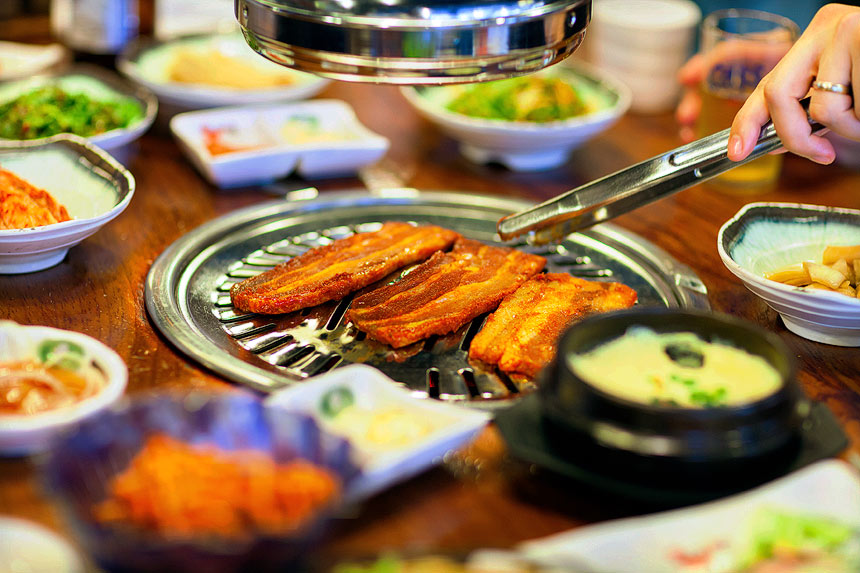 The 10 Best Things to Eat in Seoul Travelvui